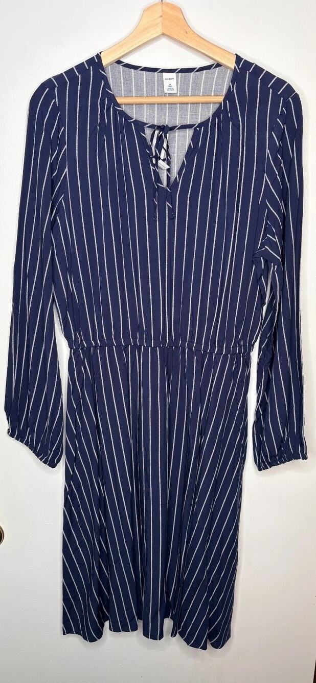 NWT Old Navy Women's Navy White Striped Long Sleeve Dress Size Medium Tall